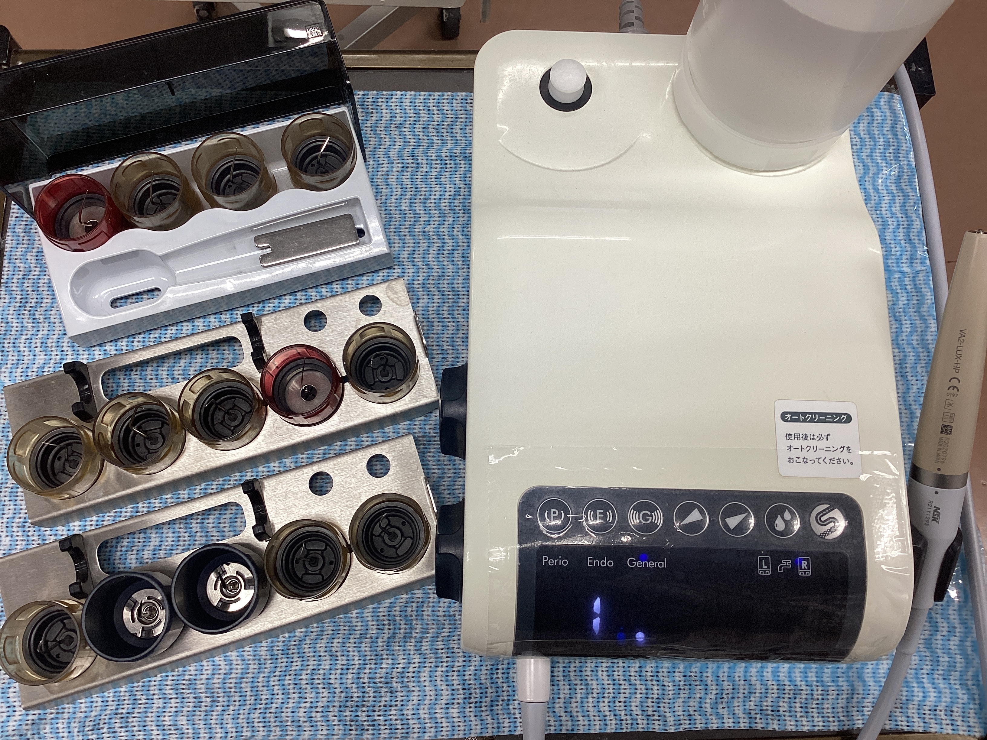 7D16C341-D31D-4BDB-85ED-163C5788FDB8